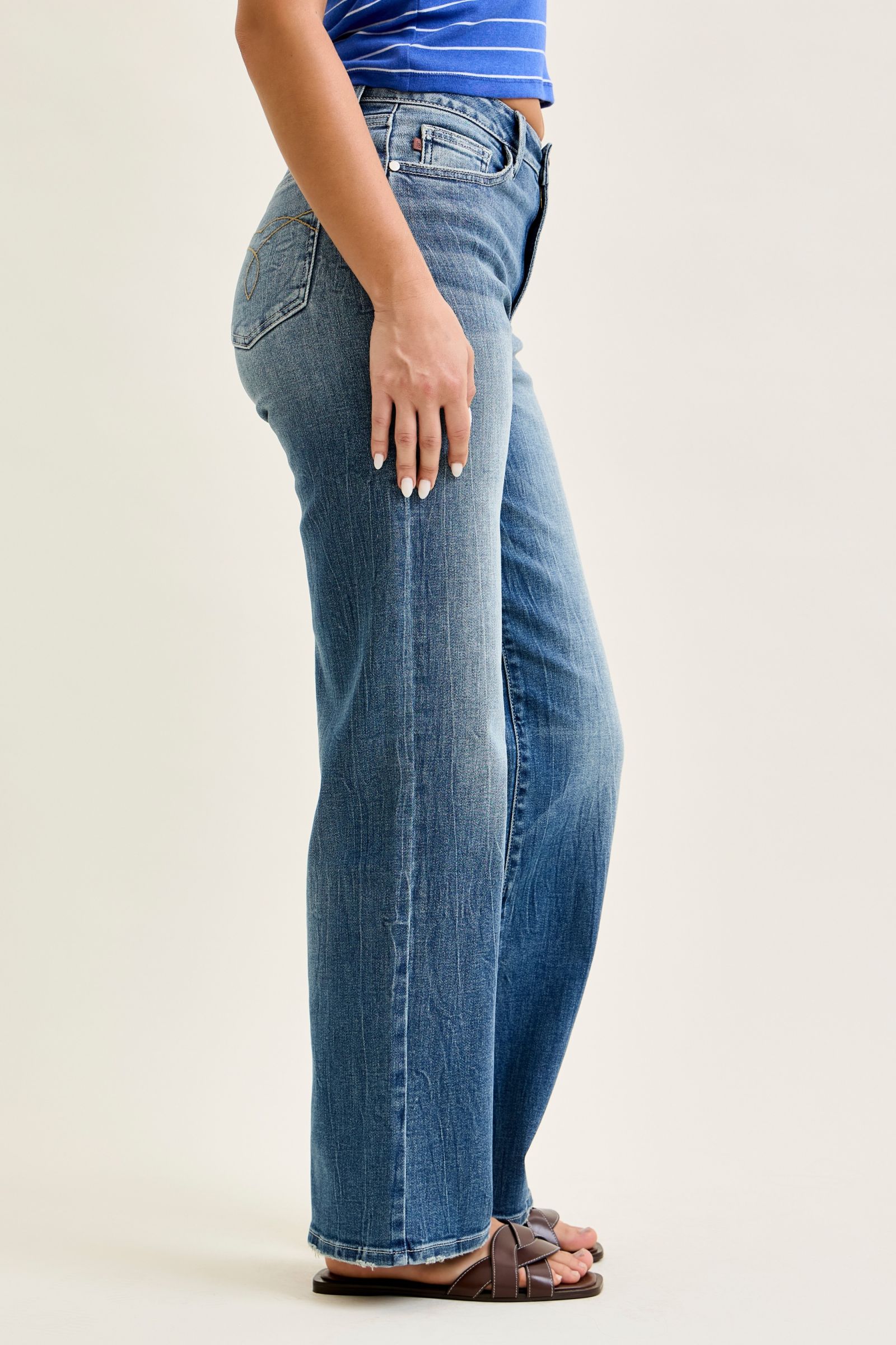Judy Blue Mid Rise Straight Denim Jeans 82719