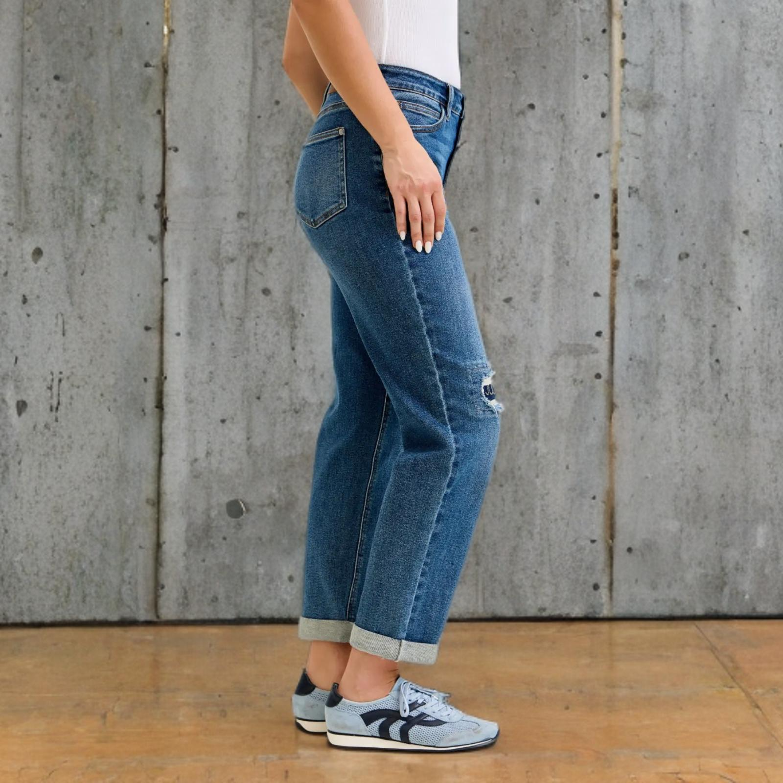 Judy Blue Mid Rise Embroidered Repair Patch Vintage Boyfriend Denim Jeans 881071