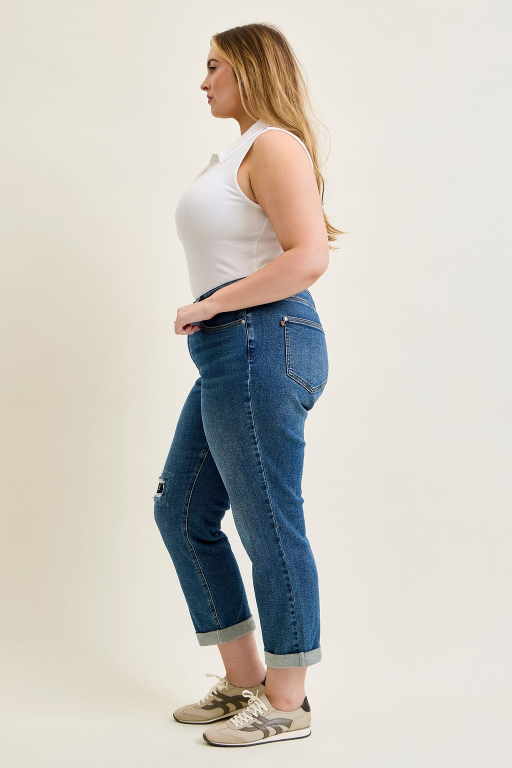 Judy Blue Mid Rise Embroidered Repair Patch Vintage Boyfriend Denim Jeans 881071