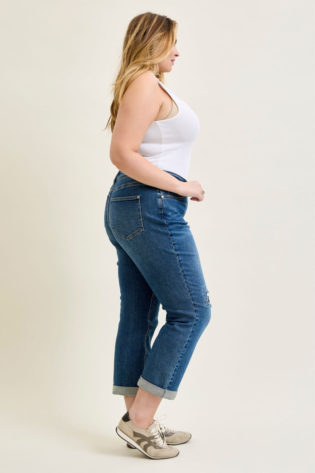 Judy Blue Mid Rise Embroidered Repair Patch Vintage Boyfriend Denim Jeans 881071