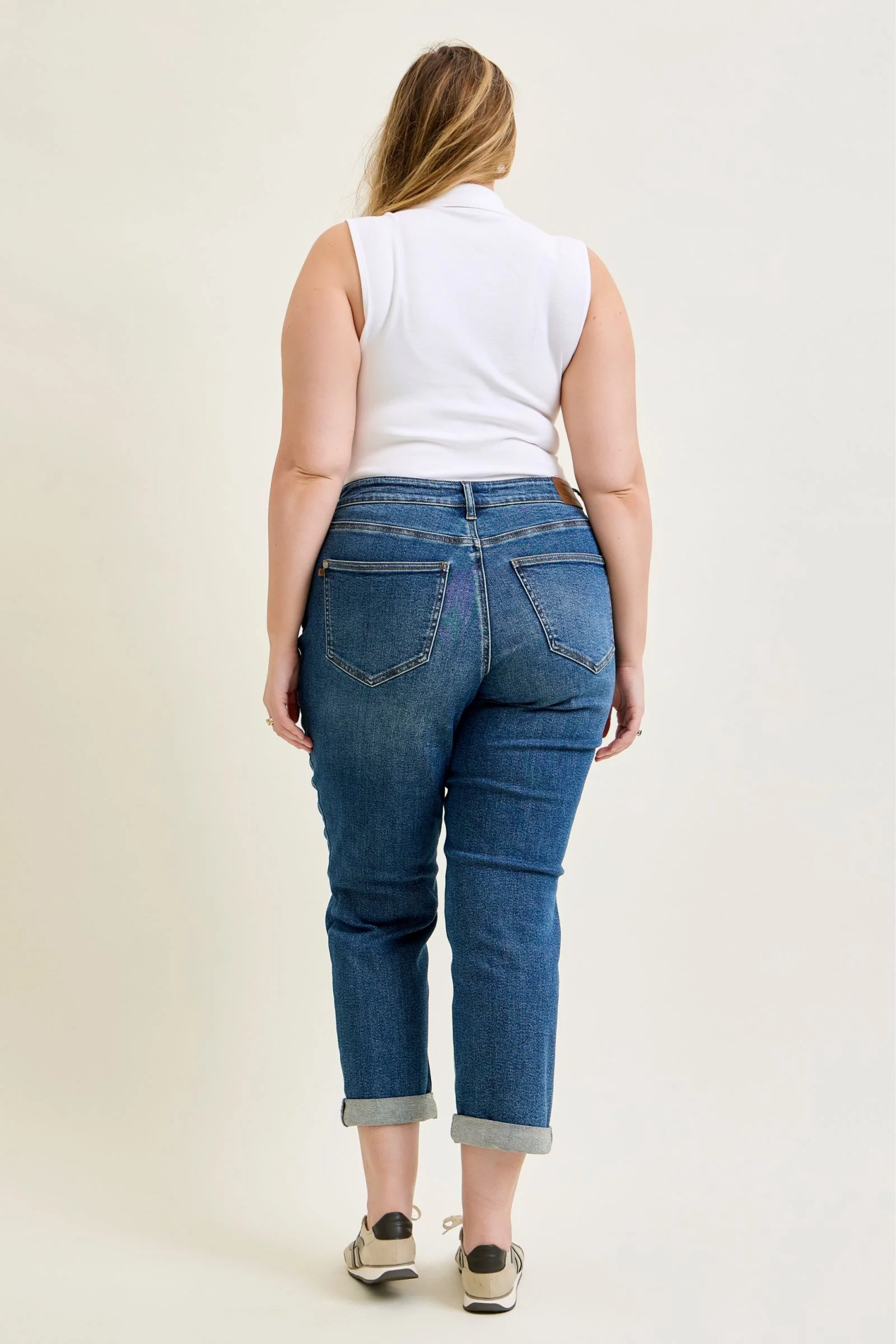 Judy Blue Mid Rise Embroidered Repair Patch Boyfriend Denim Jeans 881071