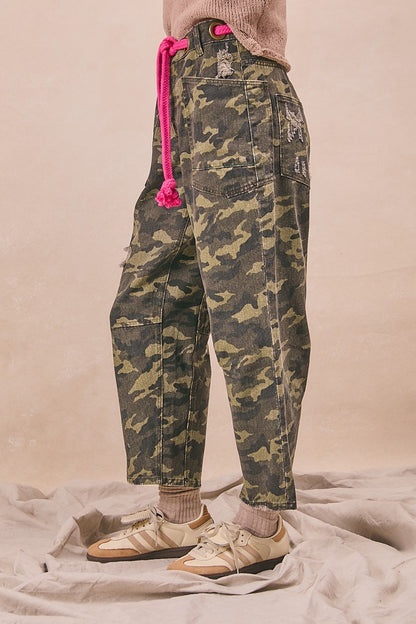 BiBi Braided Waist Belt Patch Pockets Camouflage Print Pants