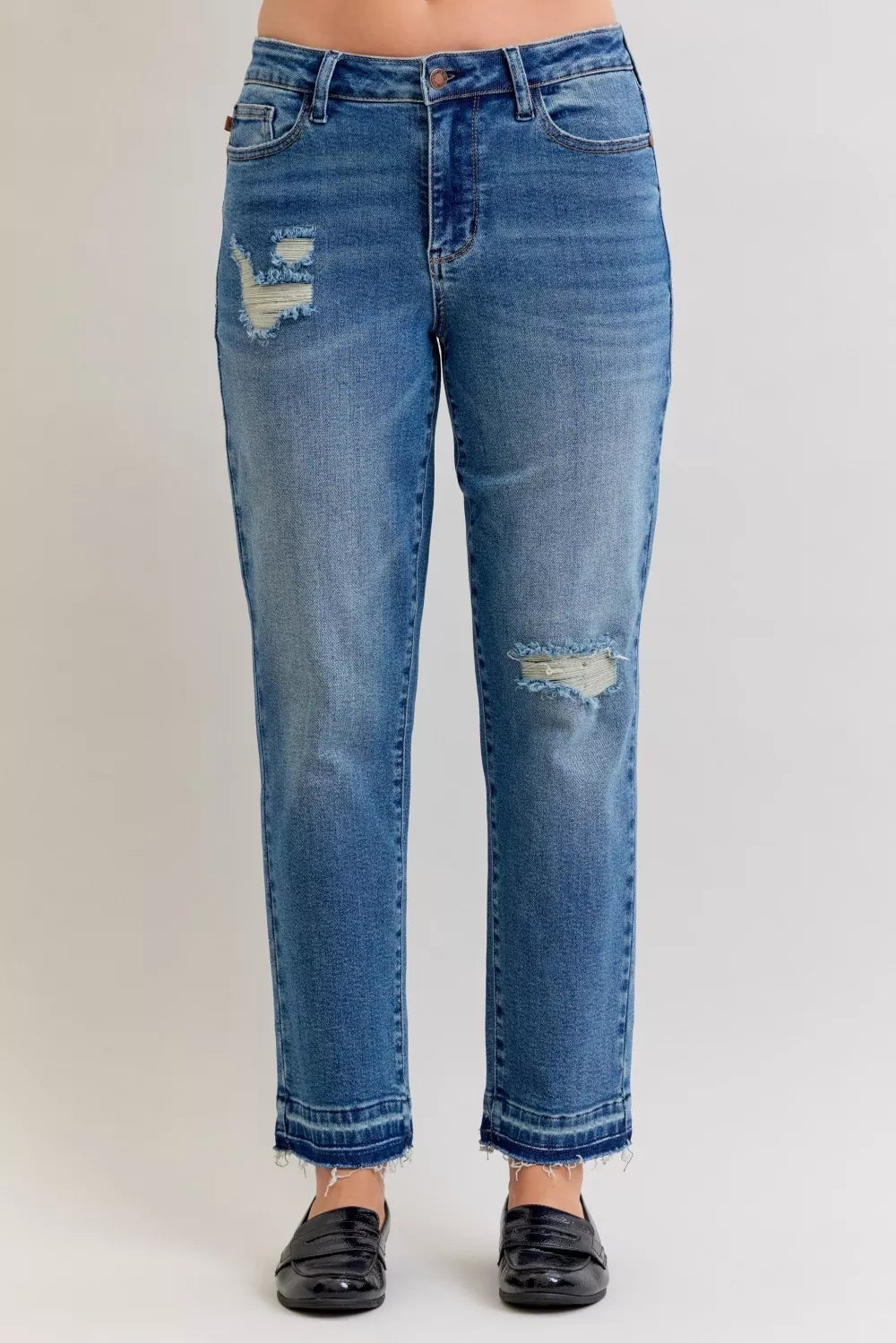 Judy Blue Full Size Mid Rise Bf Patch & Repair Destroy Release Hem Jeans Plus Size MD