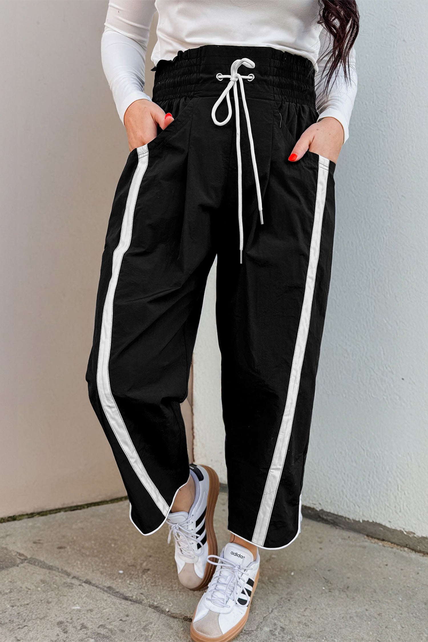 Bright Green Contrast Striped Smocked Waist Drawstring Cropped Casual Pants Black 100%Cotton